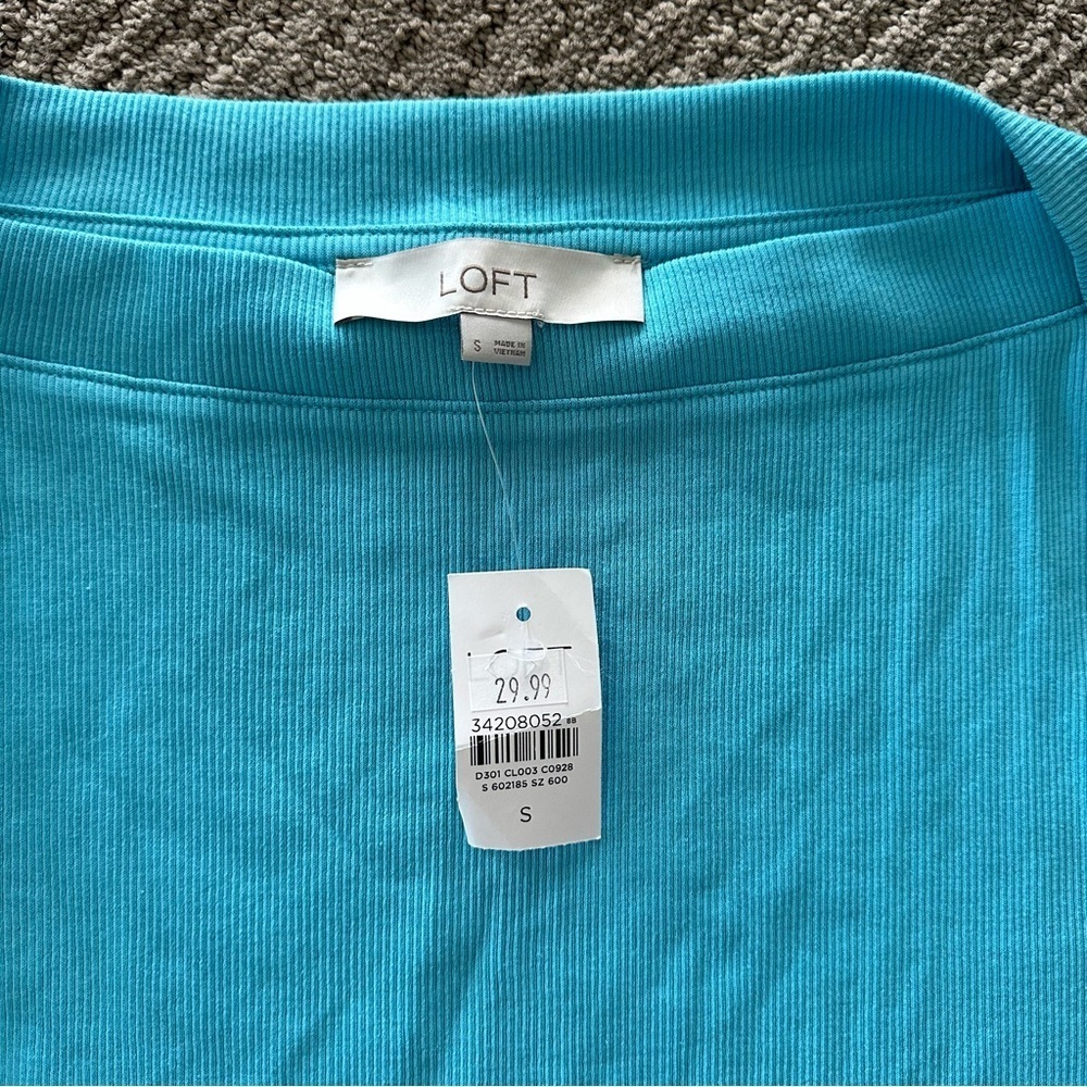 LOFT longsleeve tshirt - Picture 2 of 4